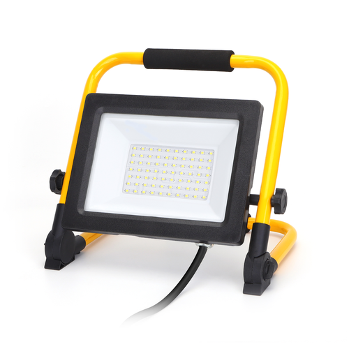 Outlet: LED-projektør 50W 6500K - Bærbar med stativ/kasse